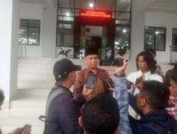 JANJI KETUA BUMDES BENJOT UNTUK KEMBALIKAN UANG KEMBALI MUNDUR, WARGA PUN SIAP BERUNJUK RASA KEMBALI