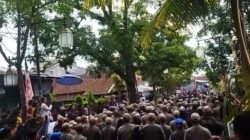 PENERTIBAN PEDAGANG PASAR BOJONG MERON BERUJUNG RICUH